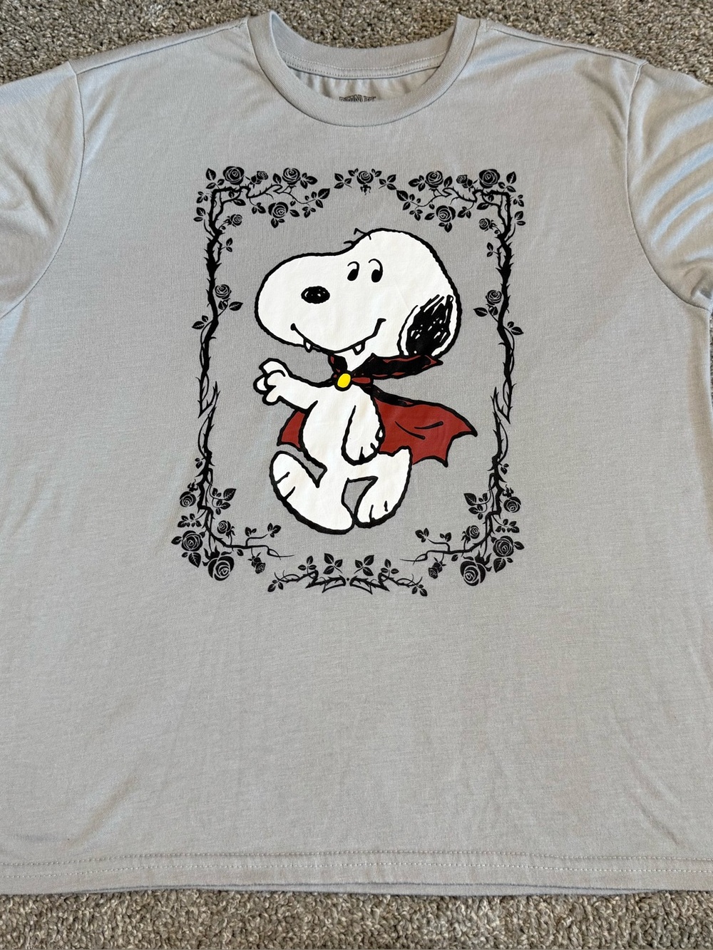 Halloween Snoopy Red Cape Graphic Dog T-Shirt